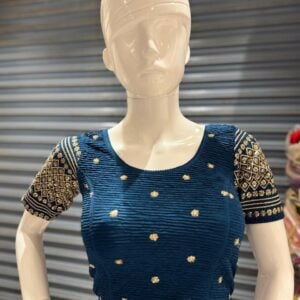 BLOUSE B111