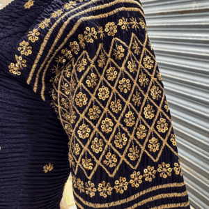 Alternative view of BLOUSE B111