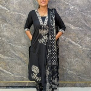 Alternative view of DRESS X124