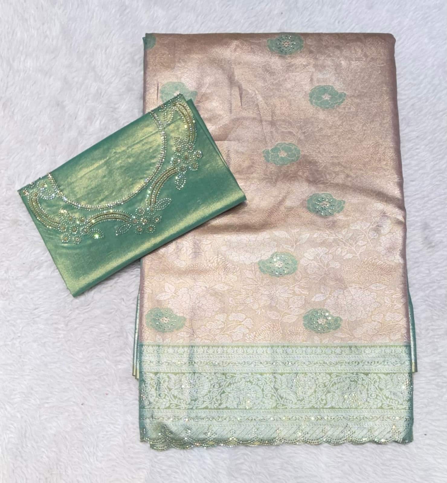 PREMIUM BANARASI SILK SAREE BS981