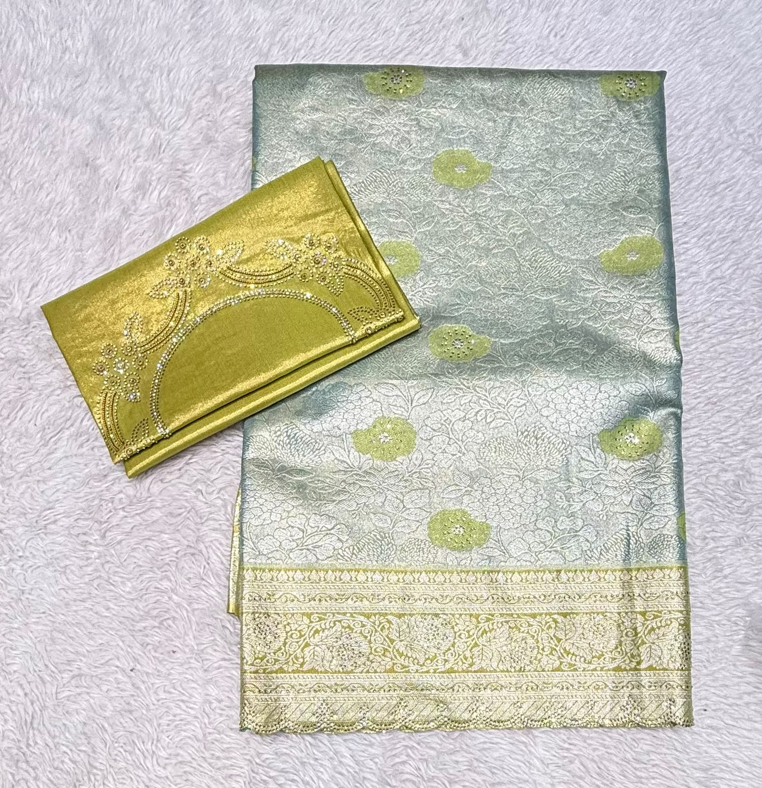 PREMIUM BANARASI SILK SAREE BS981