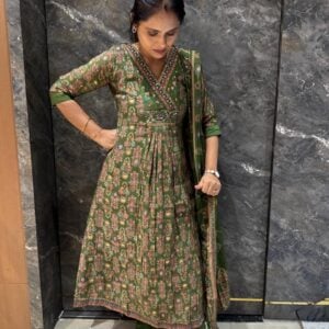 Alternative view of DRESS X124