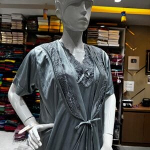 Alternative view of GOWN GN150