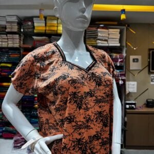 Alternative view of GOWN GN150