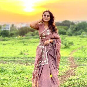 Alternative view of PARTY WEAR SAREE GM70